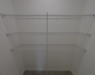 481 W Rexford Drive - Photo Thumbnail 22