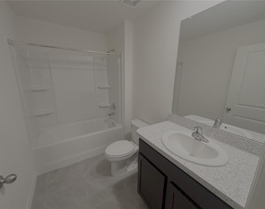 481 W Rexford Drive - Photo Thumbnail 9
