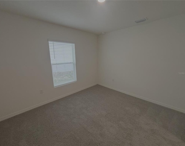 481 W Rexford Drive - Photo Thumbnail 12