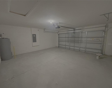 481 W Rexford Drive - Photo Thumbnail 26