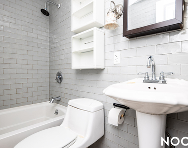 68 Halsey St - Photo Thumbnail 15
