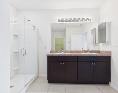 4942 Sw 97th Lane - Photo Thumbnail 14