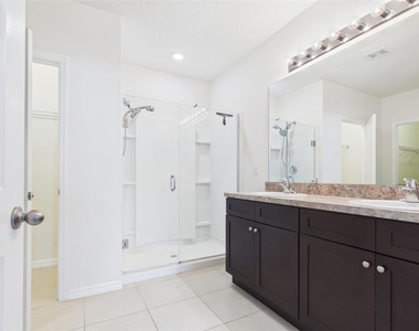 4942 Sw 97th Lane - Photo Thumbnail 13