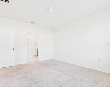 4942 Sw 97th Lane - Photo Thumbnail 7