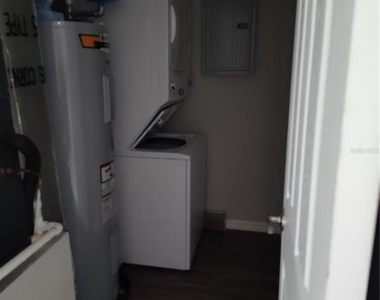 5580 Ne 35th Street - Photo Thumbnail 5