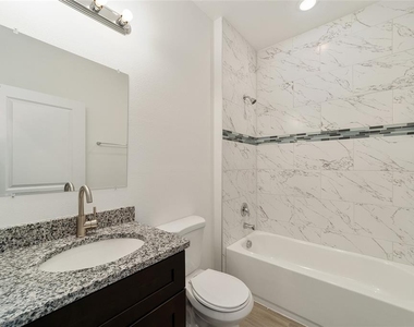 4130 Sw 130th Loop - Photo Thumbnail 5