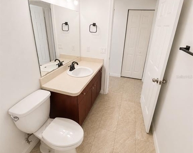 3019-3019 Walnut Court - Photo Thumbnail 15