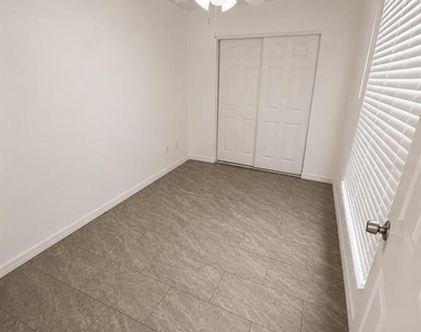3019-3019 Walnut Court - Photo Thumbnail 8