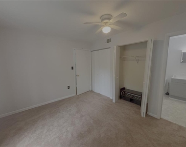 81 Se 16th Avenue - Photo Thumbnail 3