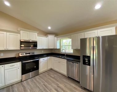 2810 W Pintado Drive - Photo Thumbnail 9