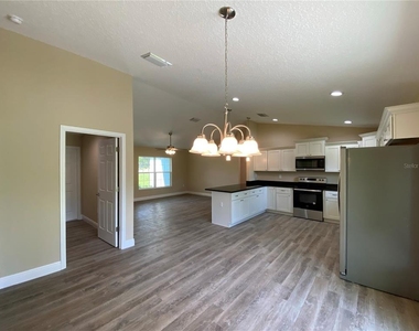 2810 W Pintado Drive - Photo Thumbnail 7