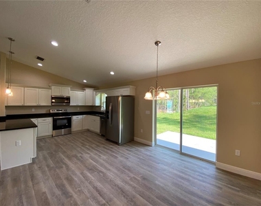 2810 W Pintado Drive - Photo Thumbnail 6