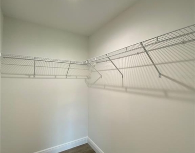 2810 W Pintado Drive - Photo Thumbnail 13