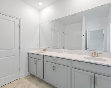 3039 Addison Boulevard - Photo Thumbnail 29