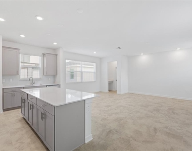 3039 Addison Boulevard - Photo Thumbnail 14
