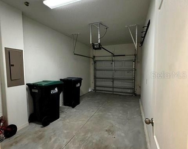 11213 Savannah Landing Circle - Photo Thumbnail 16