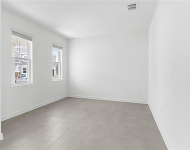 5786 Stephens Road - Photo Thumbnail 9