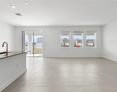 5786 Stephens Road - Photo Thumbnail 5