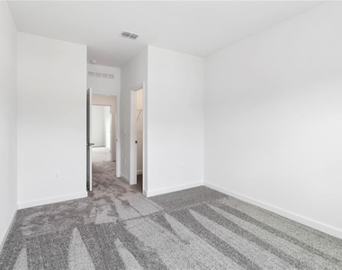5786 Stephens Road - Photo Thumbnail 23