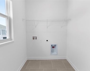 5786 Stephens Road - Photo Thumbnail 35