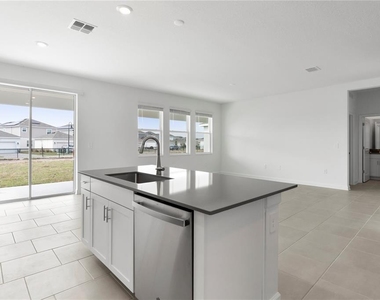 5786 Stephens Road - Photo Thumbnail 6