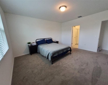 3166 Viceroy Court - Photo Thumbnail 4