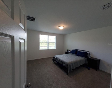 3166 Viceroy Court - Photo Thumbnail 10