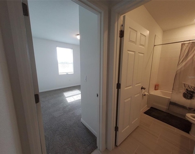 3166 Viceroy Court - Photo Thumbnail 23