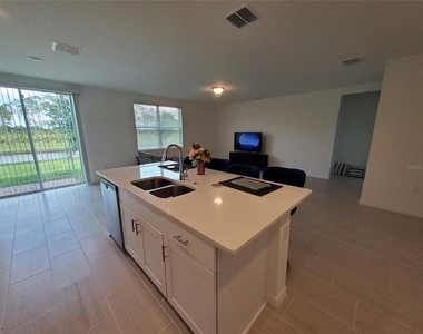3166 Viceroy Court - Photo Thumbnail 15