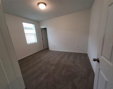 3166 Viceroy Court - Photo Thumbnail 21