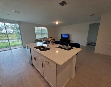3166 Viceroy Court - Photo Thumbnail 14