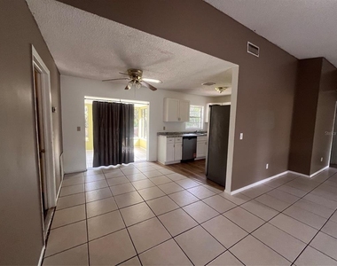 214 Bluefield Avenue - Photo Thumbnail 3