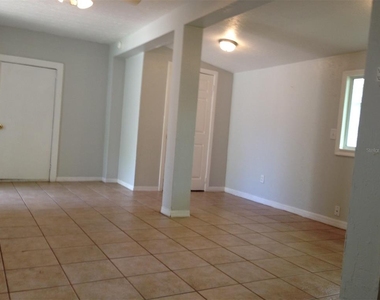 1328 Cloverlawn Avenue - Photo Thumbnail 4