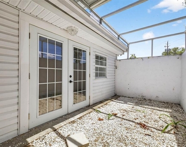 3620 E Tampa Circle - Photo Thumbnail 22