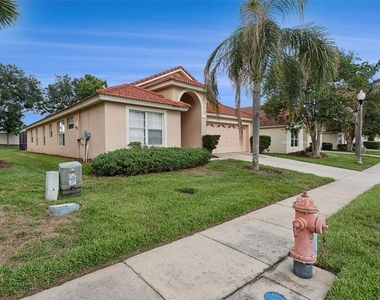 1346 Solana Circle - Photo Thumbnail 1