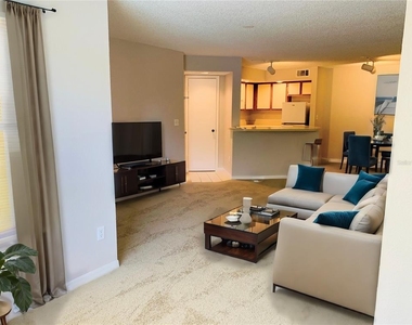 4572 Commander Drive - Photo Thumbnail 4