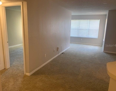 4572 Commander Drive - Photo Thumbnail 9