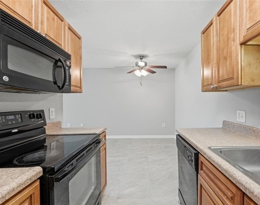 1695 Lee Road - Photo Thumbnail 5
