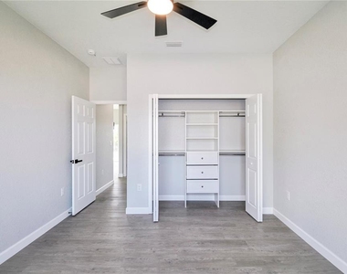 7335 Domenico Street - Photo Thumbnail 21
