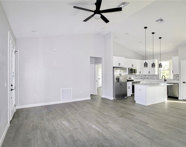 7335 Domenico Street - Photo Thumbnail 6