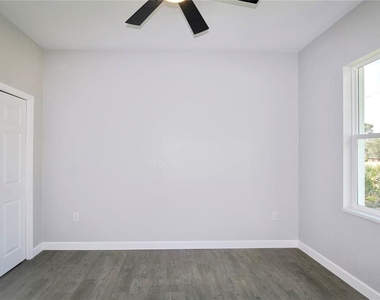 7335 Domenico Street - Photo Thumbnail 23