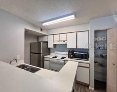 2212 Grand Cayman Court - Photo Thumbnail 17