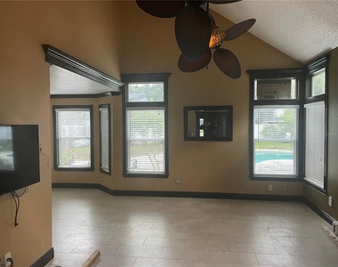 9828 Bubbling Brook Court - Photo Thumbnail 2