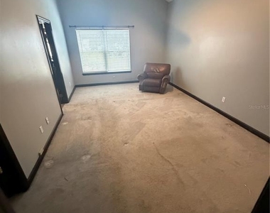 9828 Bubbling Brook Court - Photo Thumbnail 8