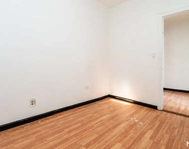 191 Graham Ave - Photo Thumbnail 1