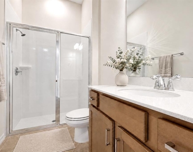 8322 Park Cliff Way - Photo Thumbnail 16