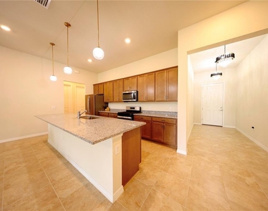 8322 Park Cliff Way - Photo Thumbnail 5