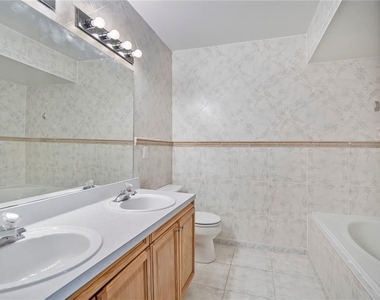 550 Via Del Oro Drive - Photo Thumbnail 16