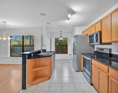 550 Via Del Oro Drive - Photo Thumbnail 11