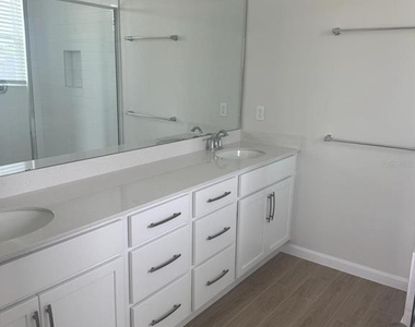 564 Pothos Street - Photo Thumbnail 8